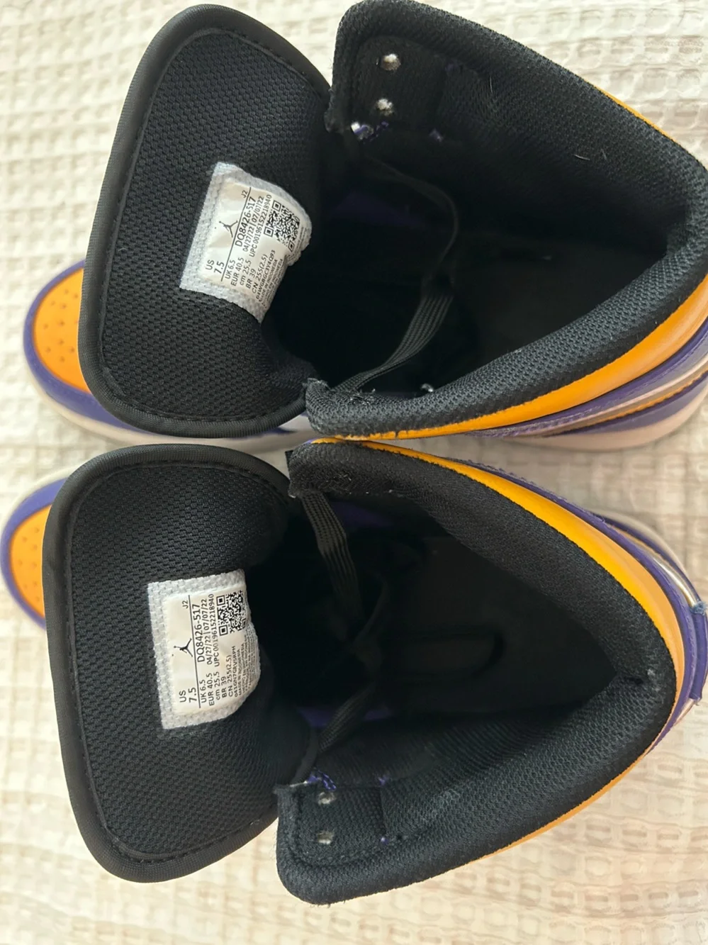 AIR JORDAN NIKE Big Kid/Mens High-Top Basketball Sneakers in Purple, Yellow